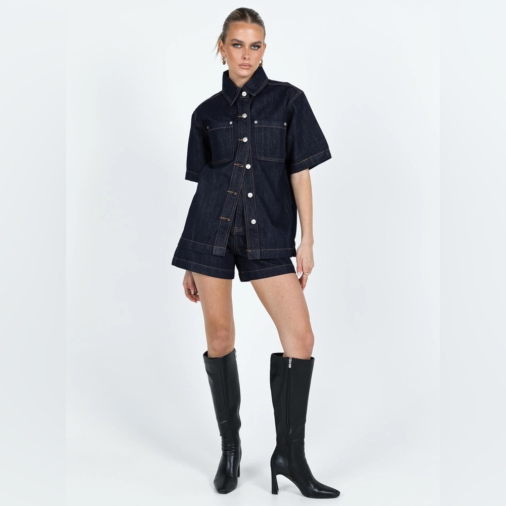 Princess polly Whitaker short sleeve shacket button down top - Picture 3 of 8